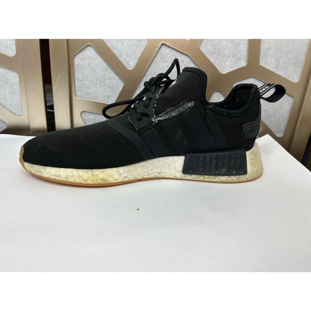 Adidas Originals NMD R1 Black/White/Gum Bottom Sneakers Size Men's 9 GZ9257
